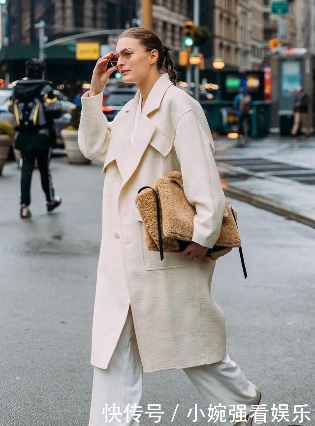 流行|别再穿“打底裤”了,现在流行这么穿!保暖又显瘦!