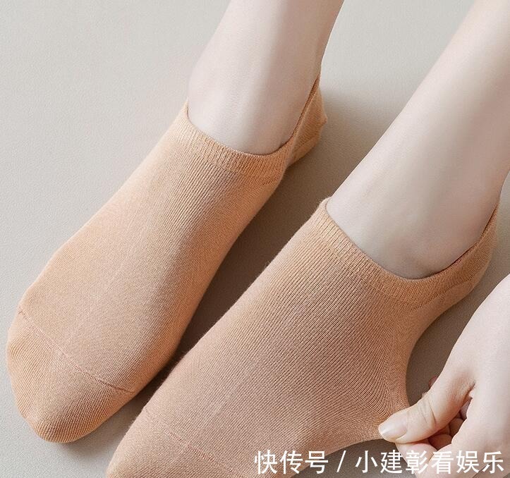 舒适 去年的袜子就别穿了,学我媳妇这样穿,舒适更贴肤
