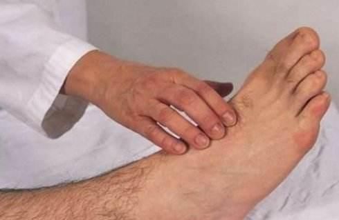 50岁后，“面部”出现3个异常，可能是脑出血要发生，希望你没有