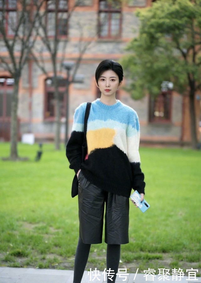 皮肤偏黄的女人，春季穿“上衣”，选哪个颜色更显白提气质？