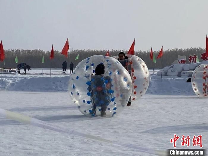 刁羊|新疆呼图壁县冰雪旅游火爆 群众和游客畅享冬日欢乐