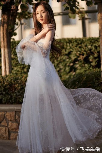 意難平！團(tuán)資第二資源卻最少，鄭乃馨5個(gè)月行程沒張藝凡一個(gè)月多