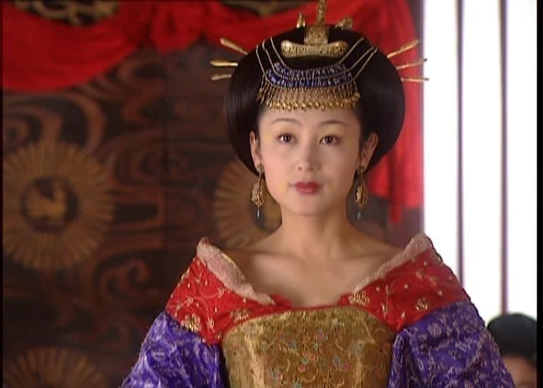 起伏|上官婉儿:政治斗争的纠缠起伏,模糊了她原来的模样