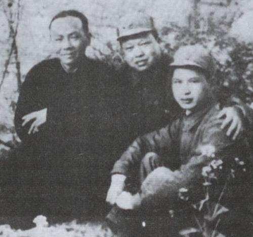 老婆|建国后,开国中将要出国打仗,他老婆说:你去,我们就离婚!