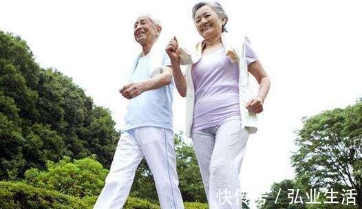 神经衰弱|怕生病?试试用手心拍打脚心,可以拍掉100多种疾病,赶紧学起来