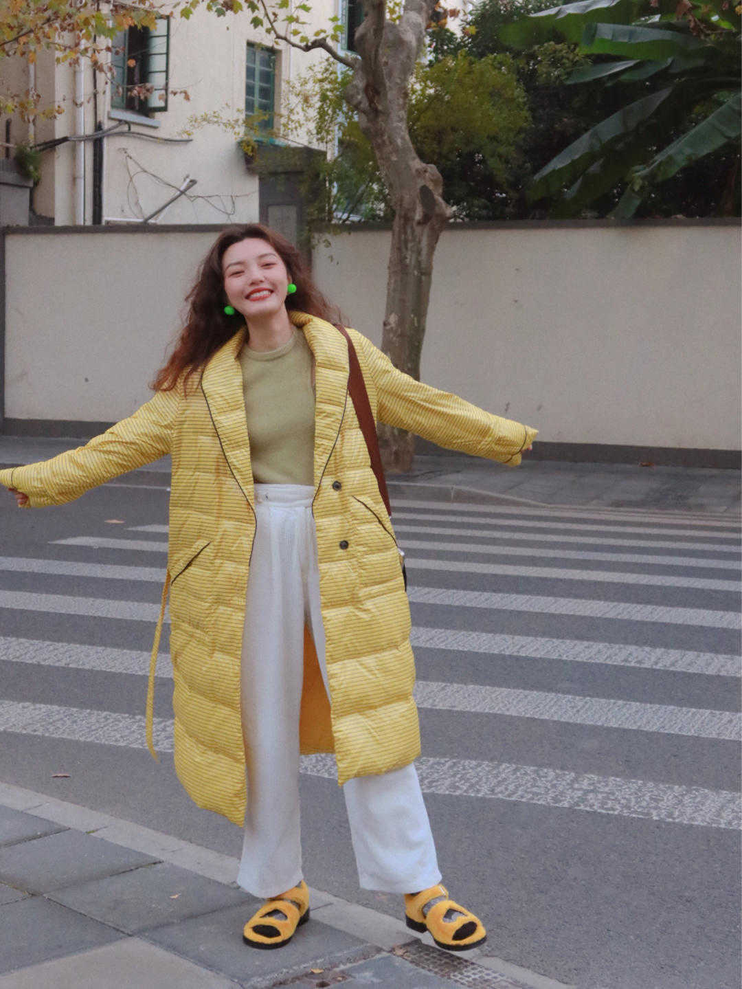 长裤 今年流行“长羽绒+拖地长裤”,随性洒脱又保暖,闭眼入都不出错