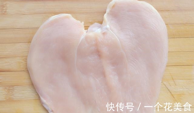 鸡胸肉|烤鸡排不用买着吃,自己在家做,安全健康,酥脆可口,美味多汁!