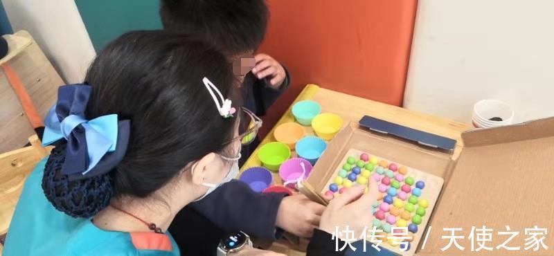 儿童|【天使小课堂】12个小技巧,有效训练特殊儿童认知能力!