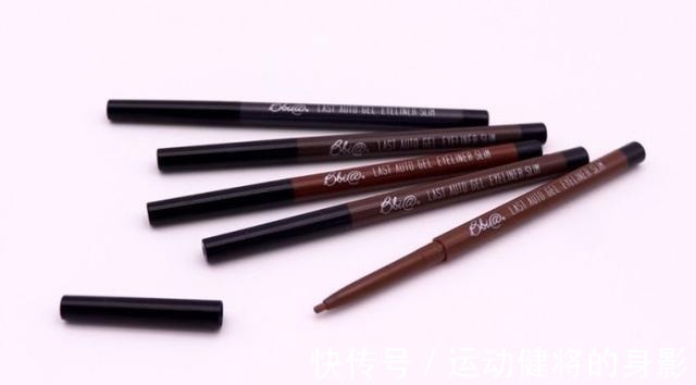 女孩|因为金靖,我对单眼皮女孩上头了