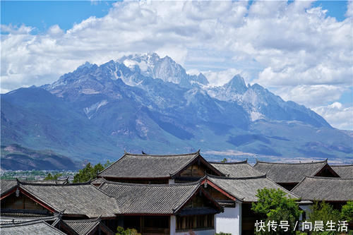 艳遇|云贵高原上有个艳遇之都，是世界文化遗产，年轻人最喜欢来发呆