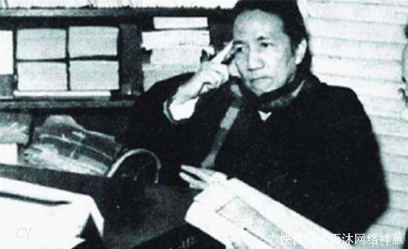 立马|鬼子闯入中国老人的家中,老人用日语破口大骂,吓的鬼子立马走了