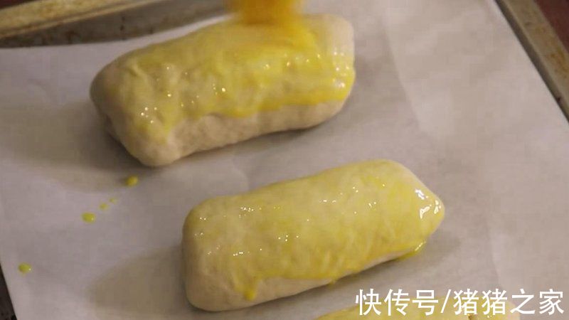 超硬核美食！满满的肉香，3分钟学会牛肉热狗，看着就想吃