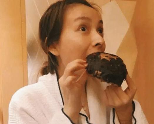 酸奶疙瘩|明星带“火”的小零食,王源的接地气,孙俪的甑糕,看到颖宝的最可爱