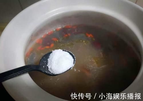 滋补|冬天,喝牛羊肉汤不如喝它,鲜美滋补又好喝,一碗下肚全身暖和!
