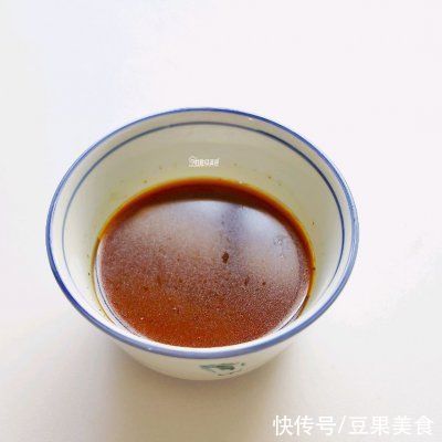 色香味俱全，米饭配大年初一必吃的罗汉斋，下饭绝杀