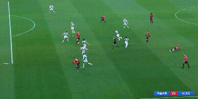 貝托|1-1！意甲18冠王補(bǔ)時(shí)絕平，伊布倒鉤破門，40歲打進(jìn)五大聯(lián)賽300球