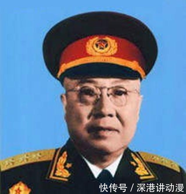 许光达|当时排长和师长并肩作战，28年后，师长成了将军