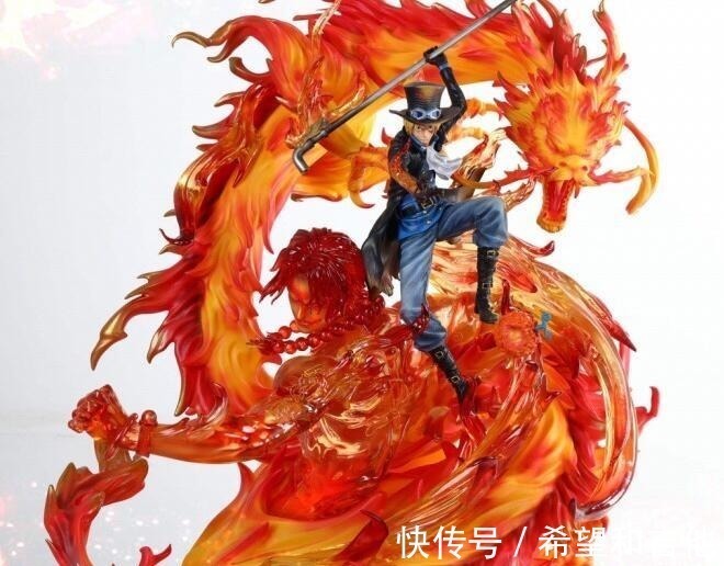 海贼王|艾斯火龙手办卖5千被讽太贵,关上灯看10万也不卖