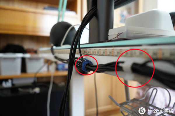 线缆|桌面整理大作战！低成本改造书桌，这些收纳好物你值得拥有！