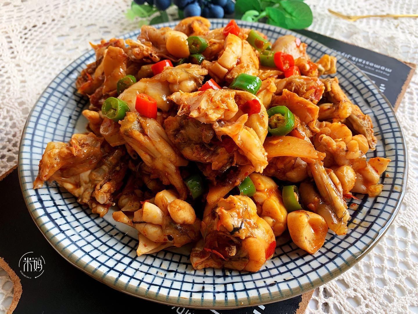 牛蛙|天热，吃此菜比猪肉牛肉过瘾，香辣爽滑不长膘，下酒下饭都超赞