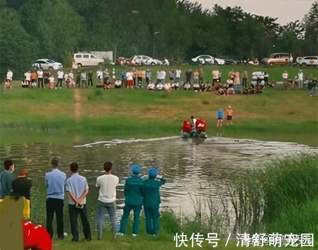 竖起|将钓鱼人赶走，还是留在水边？山东的做法让钓友竖起大拇指