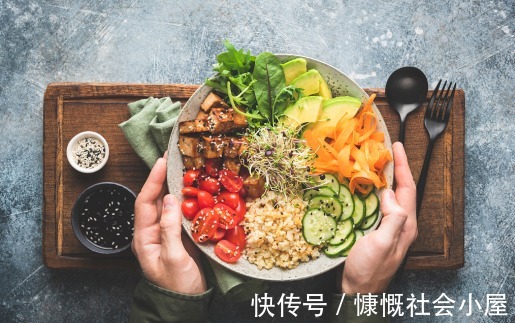 医生|高血脂的祸根是“它”吃一口等于吃8口油，医生：降脂用四个方法