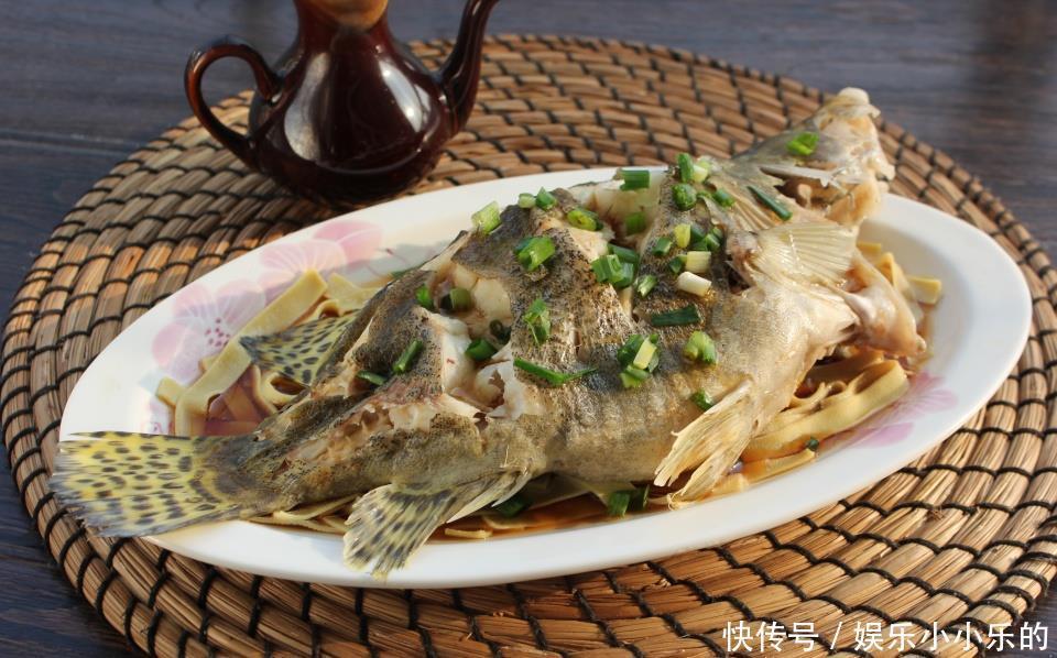 年夜饭菜单,8荤2素1汤1主食,照着做年夜饭不用愁,全家人都喜欢