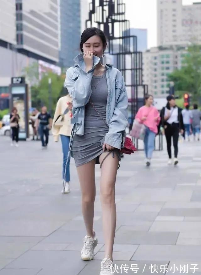 腰带 连衣裙风格千千万,既能兼顾休闲舒适,你会选择吗