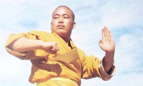 释永信|释永信的武功究竟有多高没有人见过他出手,但这3个人是试金石