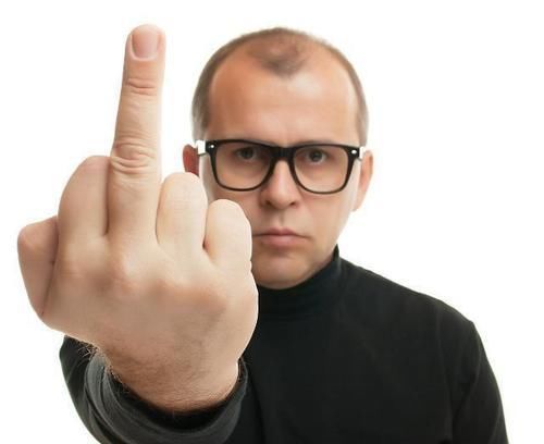 指甲|肝脏好不好,“竖中指”可以告诉你,若没有该异常,肝还很不错