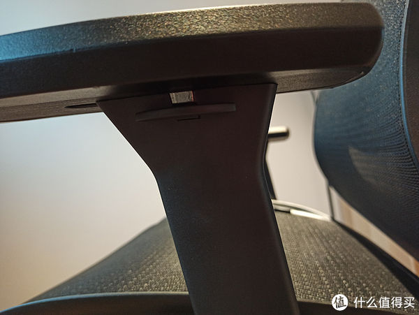 安装|男人就要对自己好一点，永艺人体工学椅D1觉醒者全特网电脑椅让你腰不酸，背不痛，做个“好”男人！