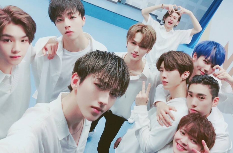 偶像练习生 李权哲再度回锅参加选秀,NPC三人组带不动?不过导师阵容真强