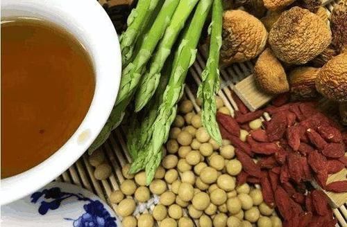 姬松茸|被称为“最快杀手”的脑梗,就怕沾上这3件事,做到一个就增寿