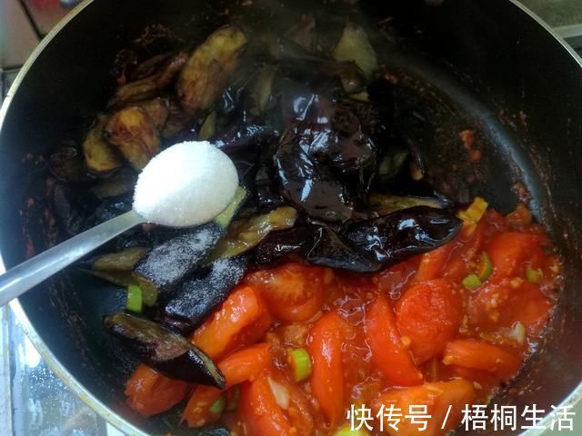 面条|烧茄子,我最喜欢这做法,少油健康,拌米饭浇面条味道绝了