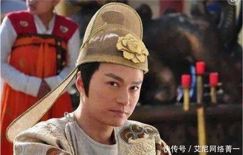 钦点|皇帝钦点状元,不小心将红墨水掉在试卷,只好将错就错:你是状元