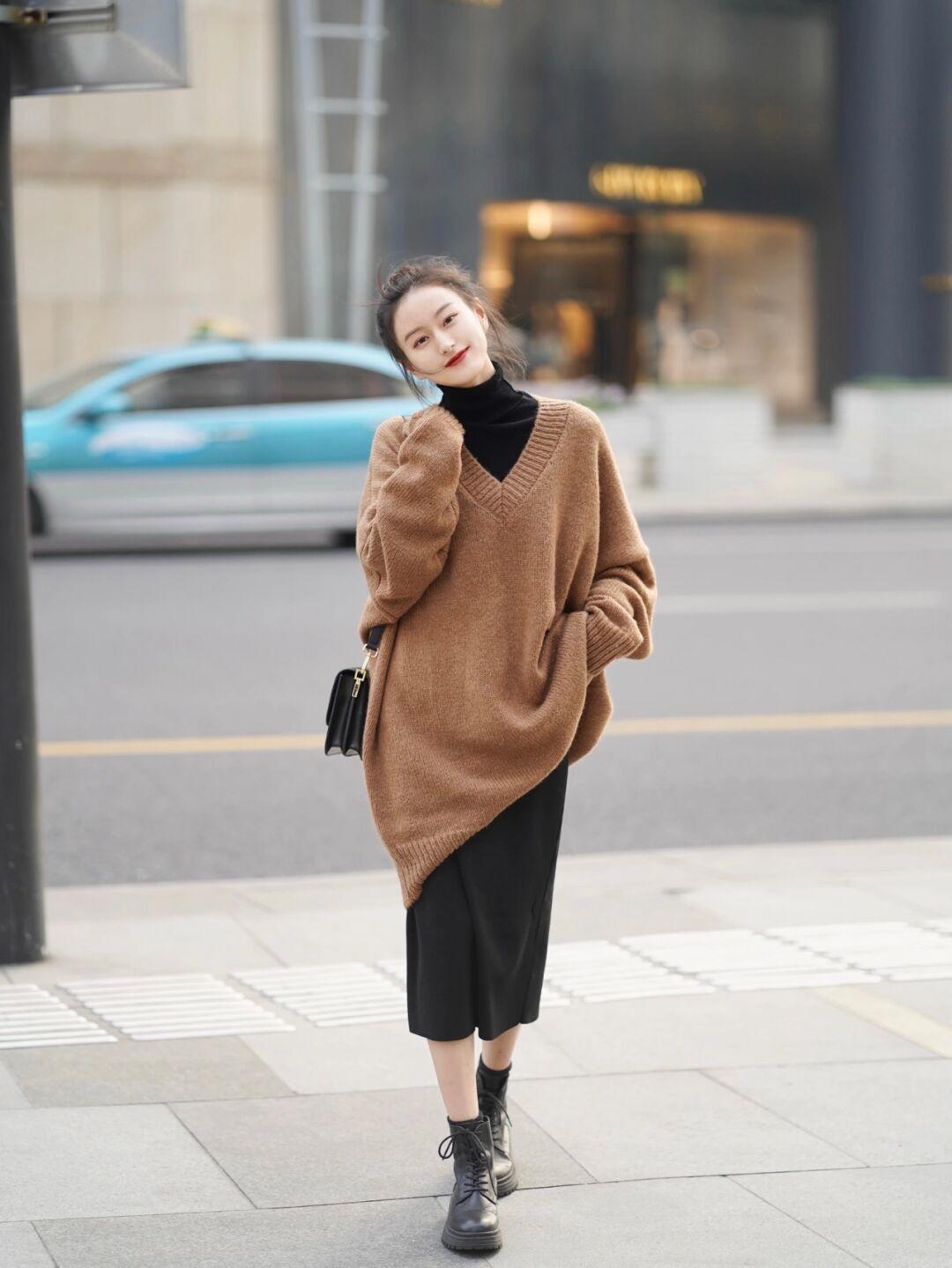 毛衣 这是我见过最温柔大气的冬季穿搭,分享4款毛衣,适合普通大众