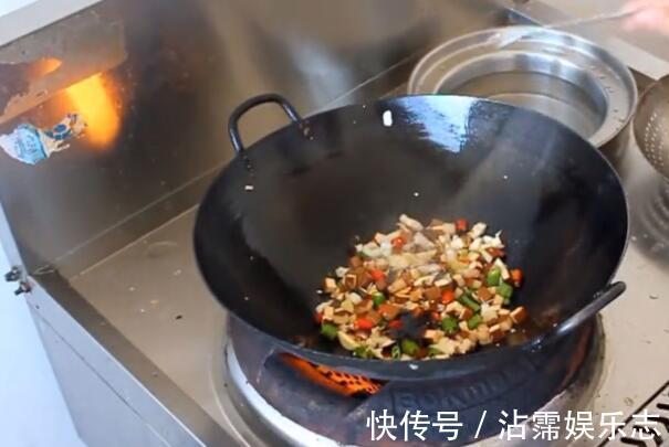 香干|好吃又下饭的家常菜，辣炒三香，鲜香四溢，香辣可口