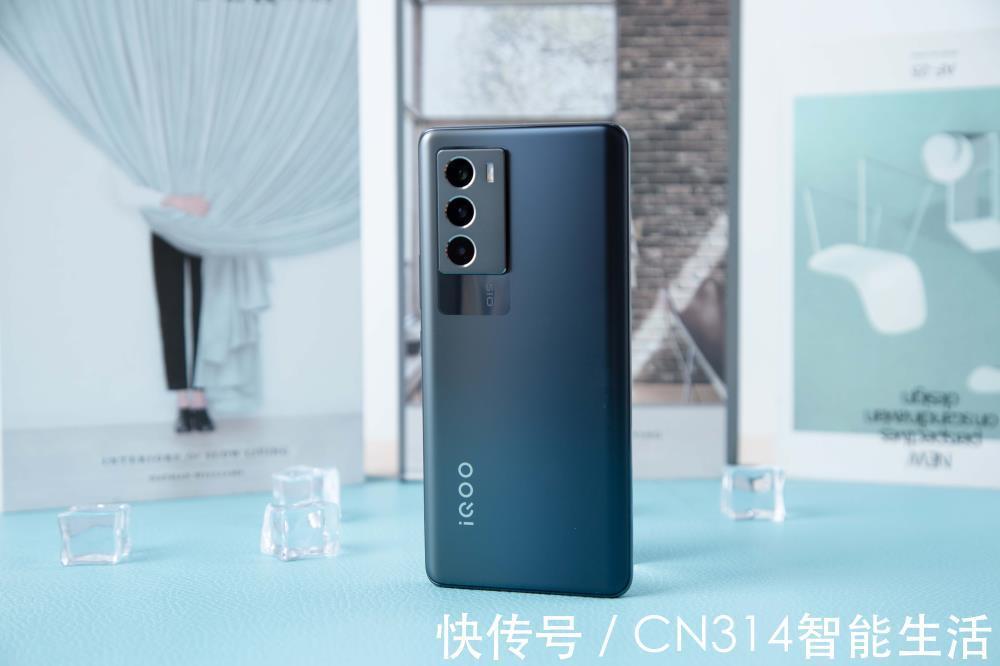 iqoo|年末的骁龙888？iQOO Neo 5S这道“前菜”是什么水平