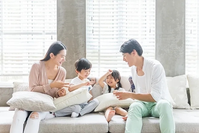 小明|这样和孩子聊天,教出爱思考、会表达的小孩