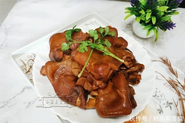 卤猪蹄|冬天,吃它总比吃猪肉好,学会了这做法,用手抓着啃,每天都想吃