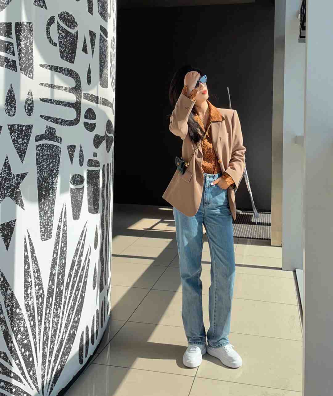 色系 上衣同色叠搭到底有多美?看完这四套穿搭就懂了,高级优雅