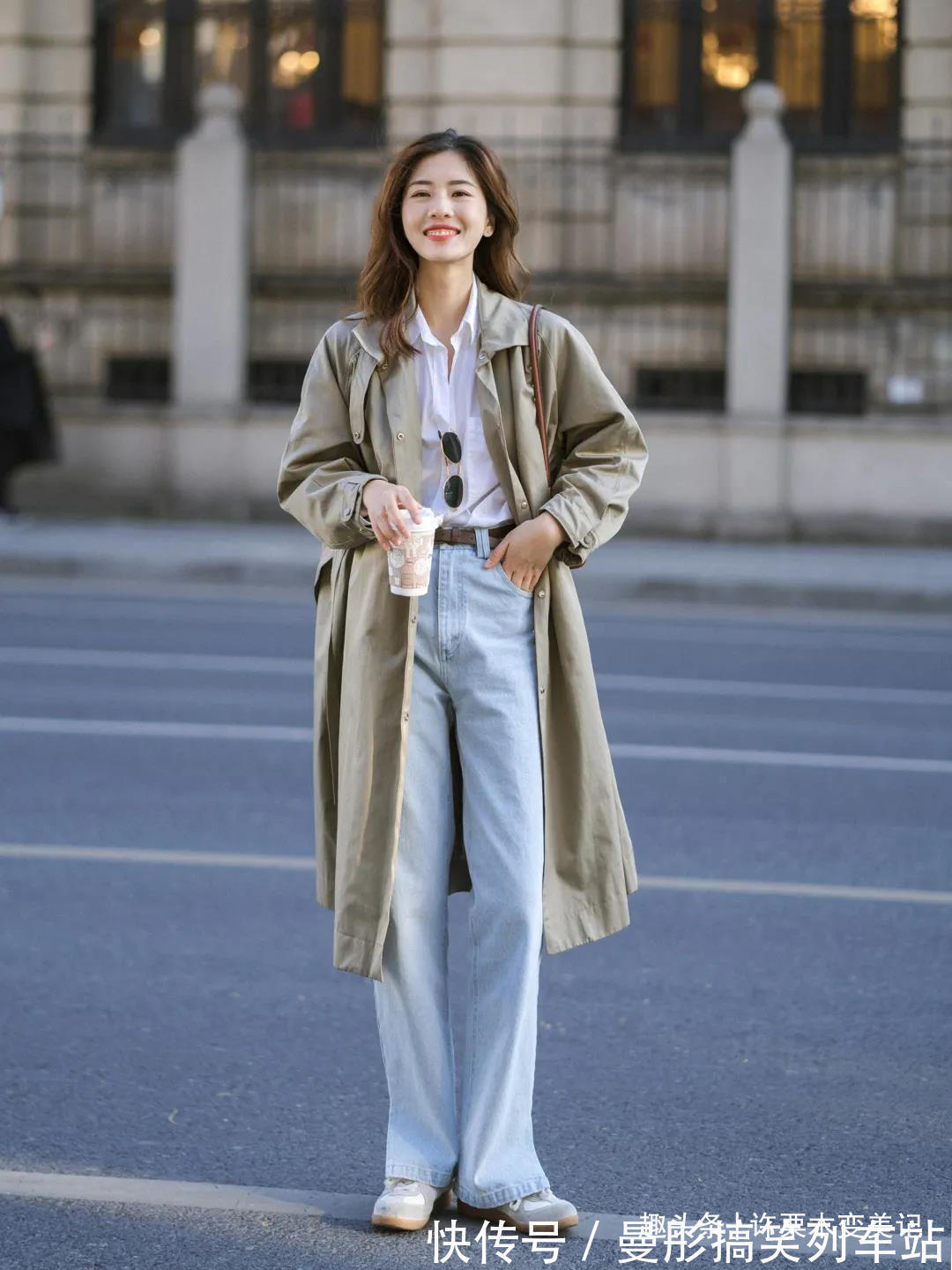 包包 今年流行“1+1”穿搭,时髦显瘦还优雅,笑笑博主都在穿!