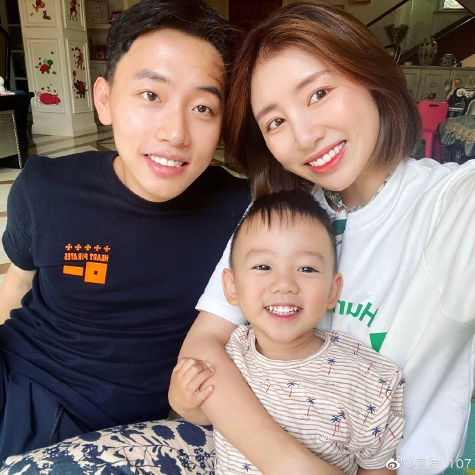 别墅|恭喜!1米58奥运5金王将迎二胎,妻子高挑美艳,豪华别墅内景曝光