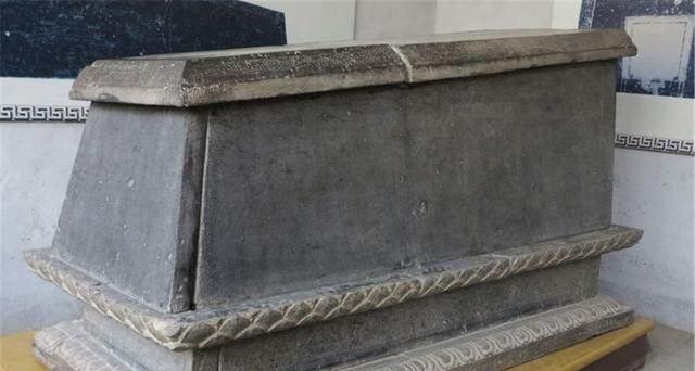 道家&历史上还真有吕洞宾,专家挖开其墓后,里面宝贝连专家都解释不了