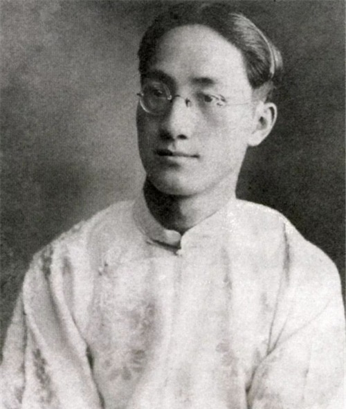 徐志摩@再婚后徐志摩生活穷困潦倒,向张幼仪借钱,她每次都说8个字