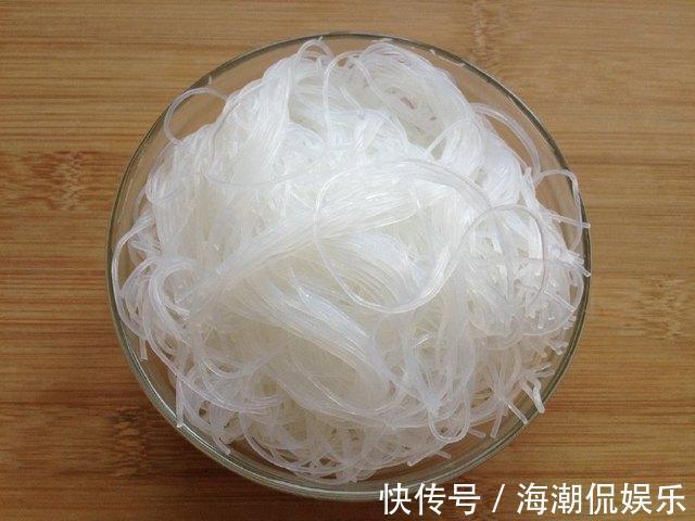 家庭版鸭血粉丝汤,掌握此办法,汤鲜味美特解馋