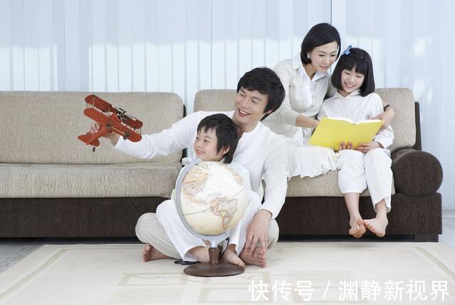 女儿|''妈妈,同桌总是摸我'',妈妈机智的回答,挽救了女儿的一生