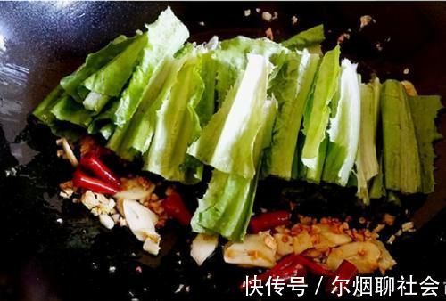 菜帮|睡眠不好要多吃这菜，简单一炒营养又鲜嫩，常吃一觉睡到大天亮！