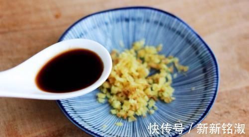 凉水|清蒸梭子蟹,凉水还是热水上锅蒸?学会这一招,保证不掉腿不流黄