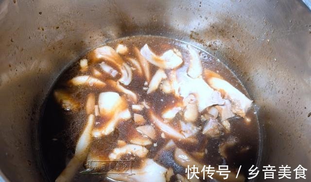 一入冬,家里的“大厨”老爸就会做他的招牌菜,Q弹爽口全家爱吃!